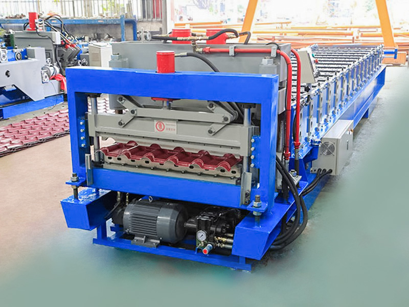 YX25-162-810 強力な適応性施釉タイルロール成形機